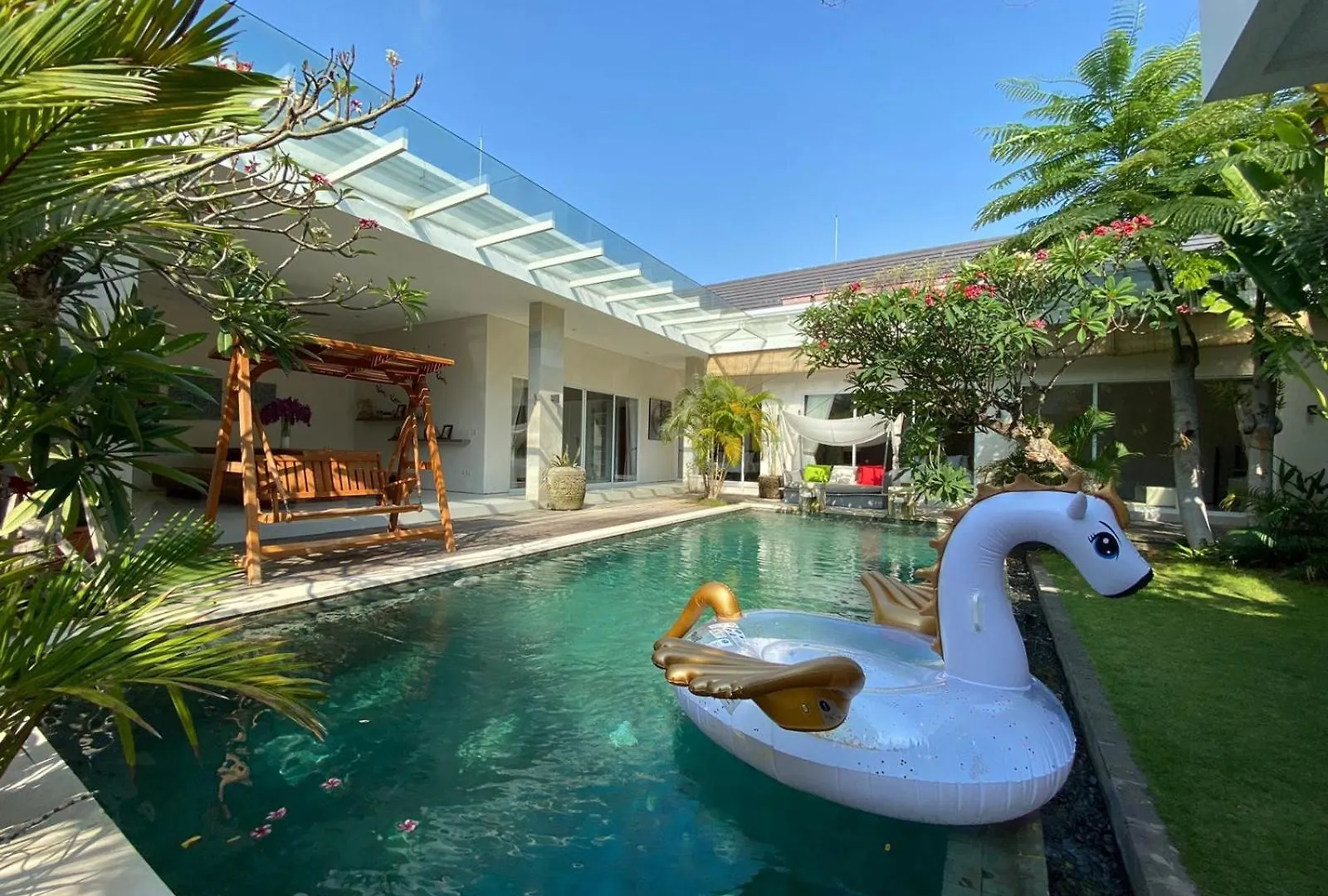 Villa Lumiere Seminyak